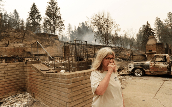 Suspeito é preso acusado de provocar incêndio devastador em Washington