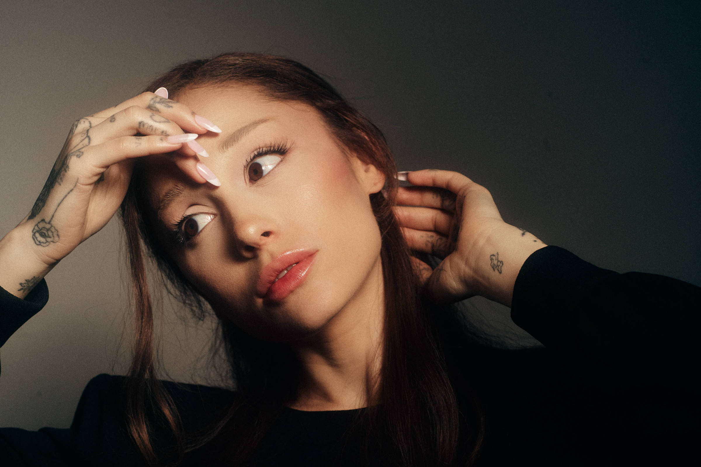 Afastamento de Ariana Grande levanta debates sobre saúde e privacidade