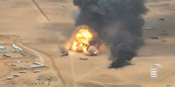 Houthis atacam instalações de energia na Arábia Saudita e anunciam escalada do conflito