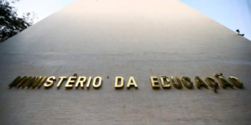 As 10 teses mais inusitadas premiadas pela Capes em 2026