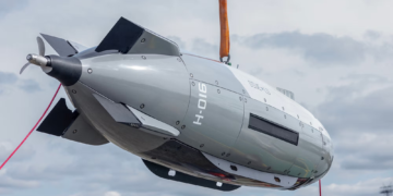 Conheça o Dive-LD, drone submarino dos EUA que opera 10 dias submerso sem piloto e foi capturado pelo Irã