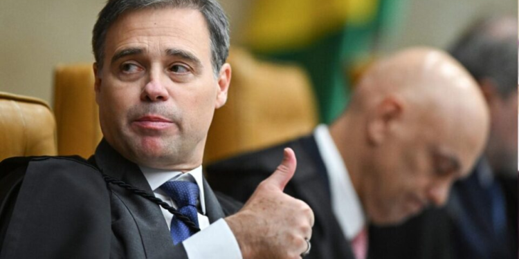 André Mendonça: como um servidor discreto virou o ministro que pode vencer Moraes