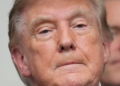 Trump diz que Kennedy Center vai fechar por 'razões de segurança' e diz que prédio só será reformado se for rebatizado com seu nome