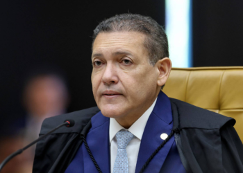 Kassio avalia rever decisão e participar de julgamentos sobre Master após eleições