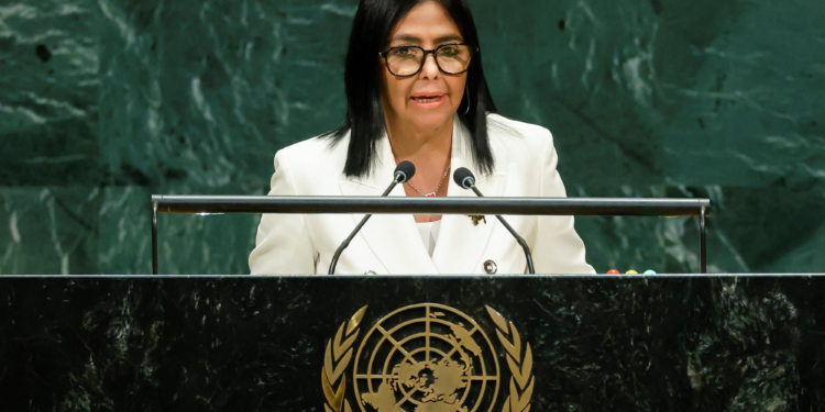 Delcy Rodríguez faz discurso ambíguo na ONU, promete 'democracia plena' na Venezuela, mas não dá prazo para novas eleições