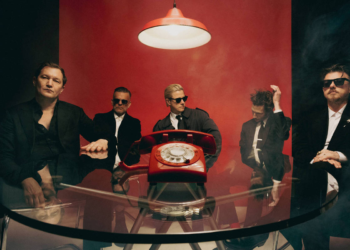 Interpol apresenta novas sonoridades em disco que marca os 25 anos da banda
