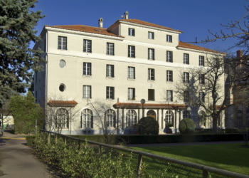 Casa Argentina: a residência universitária acusada de 'miniditadura' que gerou preocupação na França
