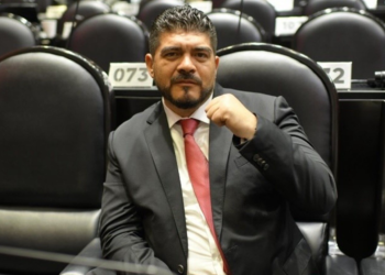 Deputado federal é encontrado morto dentro de carro com ferimento de bala no México