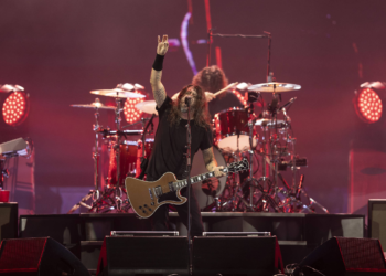 Foo Fighters recupera vigor com novo baterista e raridades no Rock in Rio