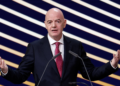 Presidente da FIFA recebeu US$ 1,7 milhão não declarado da Copa do Mundo, diz TV