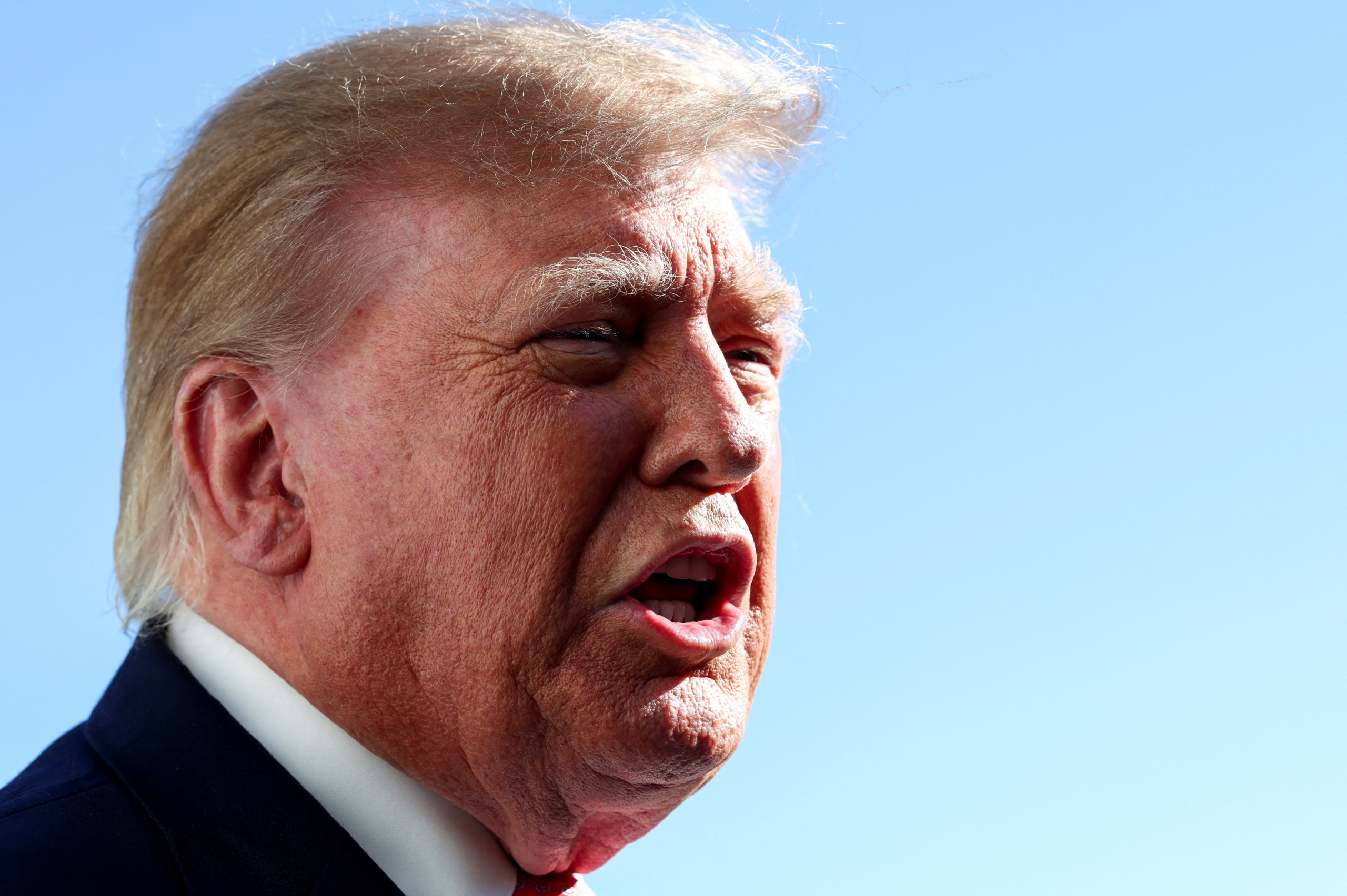 Trump diz que gastará R$ 2 bilhões até o dia da eleição nos EUA