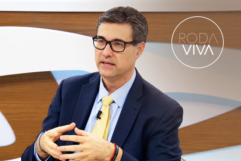 Mauricio Moura defende Bolsa Família: "Programa é exemplo de sucesso"