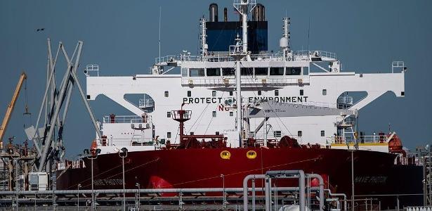 Primeiro carregamento de petróleo venezuelano chega ao Texas