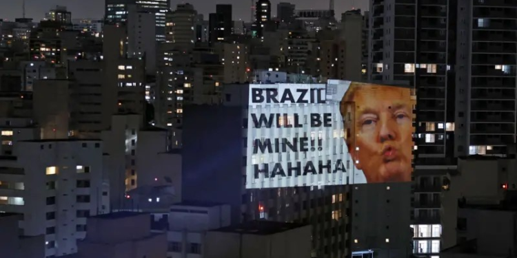 Por que eleição brasileira é teste para estratégia de Trump na América Latina
